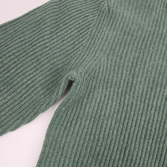 Levi's Forest Green Crewneck Sweater - Picture 5 of 11